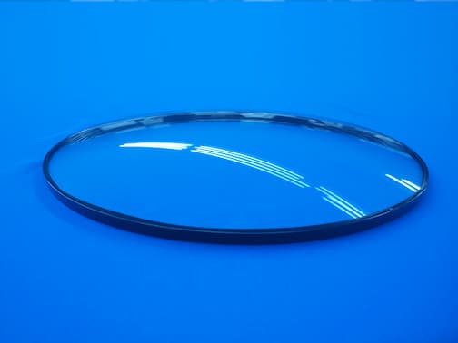 Quartz glass semi dome. SSG (Slurry cast Silica Glass) created using the slurry cast method of Kohoku Kogyo. SEMICON Japan 2024 Products to be exhibited.